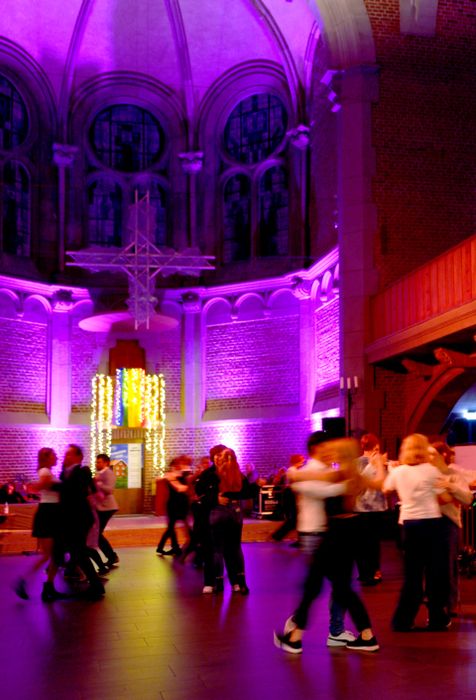 Tanzabend bei der Nacht der offenen Kirchen in der JuKi.