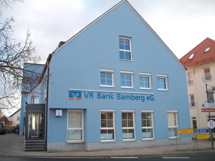 VR Bank Bamberg-Forchheim, Filiale Buttenheim - 6 Fotos - Buttenheim -  Hauptstraße | golocal