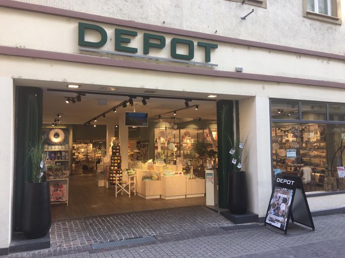 Shopping in Heidelberg Altstadt | golocal