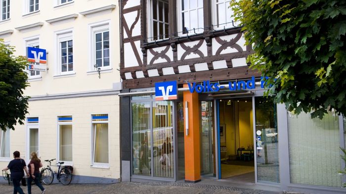 VR Bank Rhein-Mosel eG, Geschäftsstelle Linz - 1 Foto - Linz am Rhein -  Marktplatz | golocal