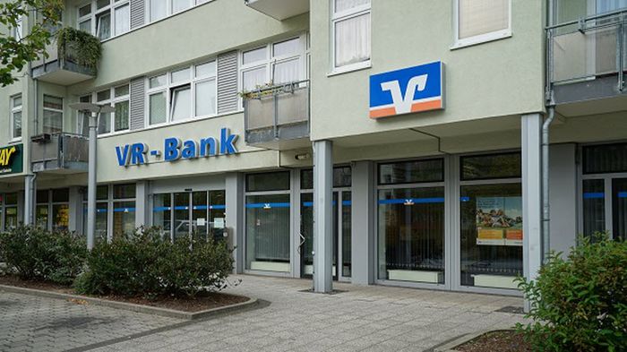 VR-Bank Fläming-Elsterland eG, Geschäftsstelle Ludwigsfelde - 1 Foto -  Ludwigsfelde - Karl-Liebknecht-Straße | golocal