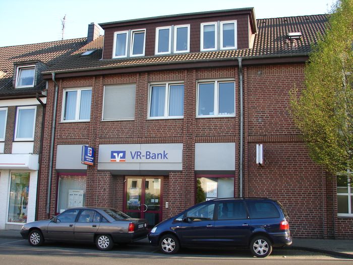 VR-Bank eG - Region Aachen, Geschäftsstelle Übach-Palenberg - 3 Fotos -  Übach-Palenberg Übach - Maastrichter Straße | golocal
